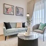 Serene 2Br At The Nook Wasl Gate Jebel Ali By Deluxe Holiday Homes